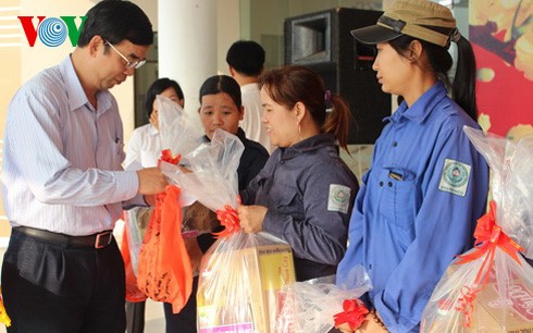 Hanoi : Pour que les ouvriers aient un Tet heureux