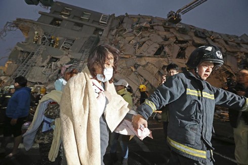 Séisme à Taiwan (Chine) : 4 Vietnamiens coincés sous les décombres