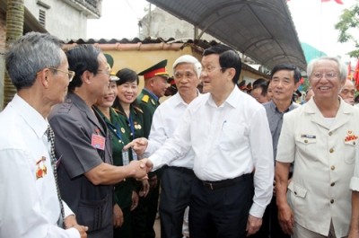 Le chef de l’Etat rencontre d'anciens prisonniers révolutionnaires