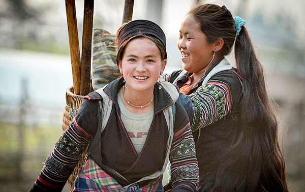 La beauté des jeunes femmes des ethnies minoritaires de Lao Cai
