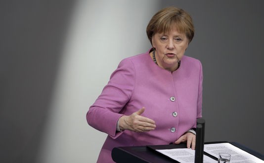 Crise migratoire : Angela Merkel reste ferme face aux demandes d’Ankara