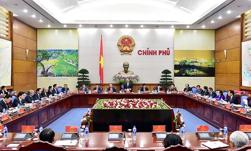 Première session gouvernementale sous la houlette du PM Nguyen Xuan Phuc