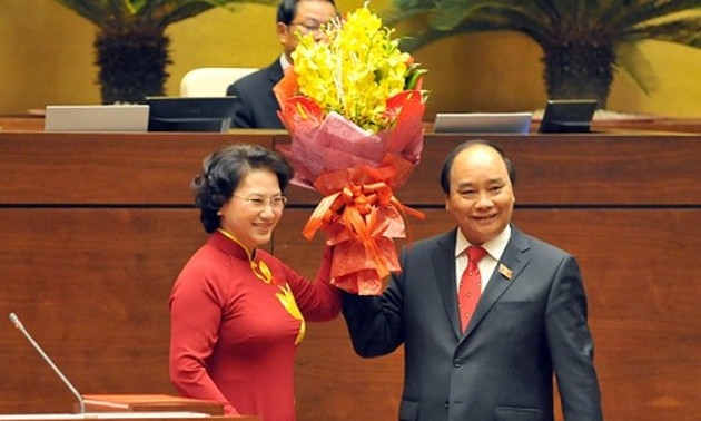 Messages de félicitation aux nouveaux dirigeants vietnamiens