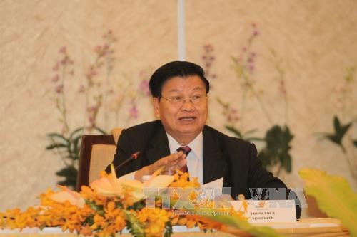 Le Premier ministre laotien achève sa visite officielle au Vietnam