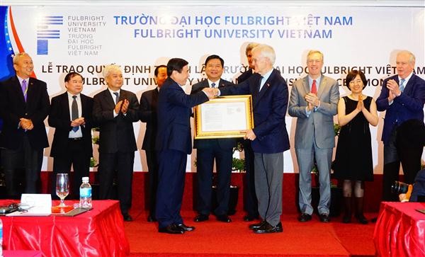 Création de l’université Fulbright Vietnam