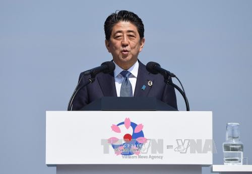 Japon: Shinzo Abe évoque au G7 le risque d'une "crise similaire à 2008" 