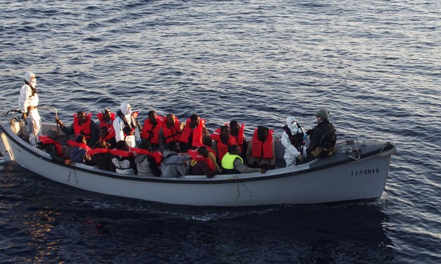 La marine irlandaise sauve 123 migrants au large de la Libye