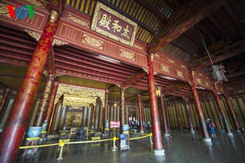 La littérature gravée sur l’architecture royale de Hue
