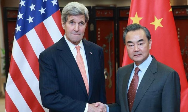 Les ministres des AE chinois et américain discutent des questions maritimes