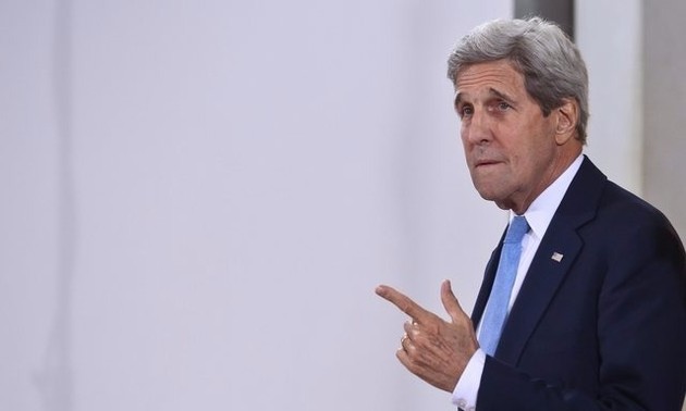 John Kerry jeudi à Moscou après une étape en France 