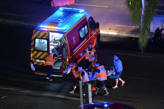Attentat de Nice: 84 morts sur la Promenade des Anglais 