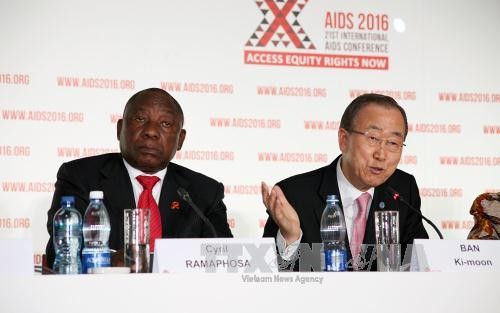 Ban Ki-moon appelle à accélérer la lutte contre le sida