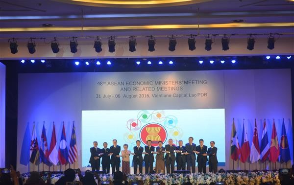 Le Vietnam accélère l’intégration à la communauté économique aséanienne
