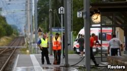 Attaque du train en Suisse : une femme et l'assaillant succombent