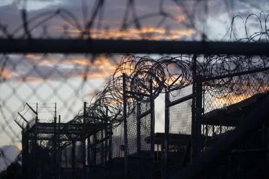 Guantanamo : 15 détenus remis aux Emirats arabes unis