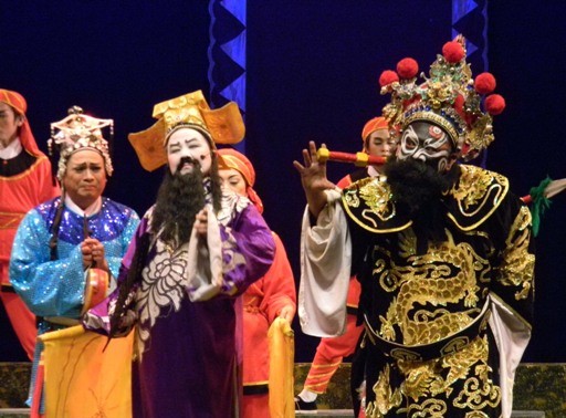 Concours national de Tuong et de théâtres chantés populaires 2016