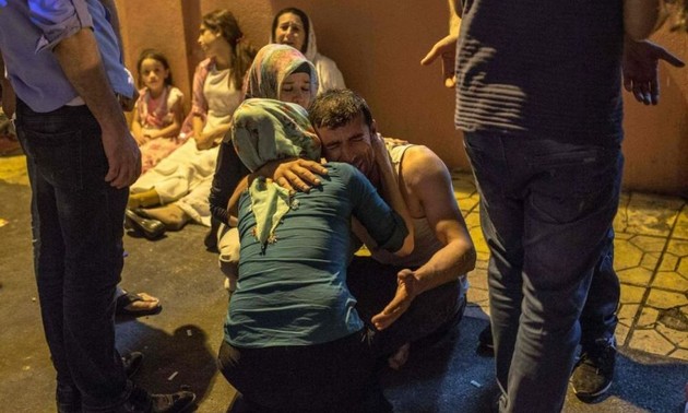 Turquie : un attentat lors d’un mariage fait trente morts