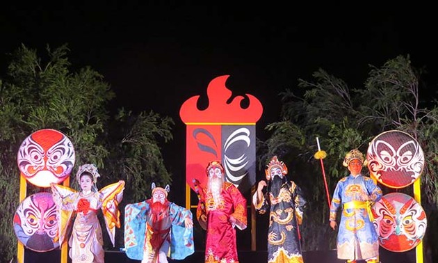 Concours national de tuong et de théâtre chanté populaire 2016