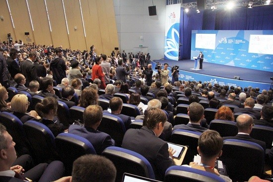 Ouverture du forum économique oriental à Vladivostok