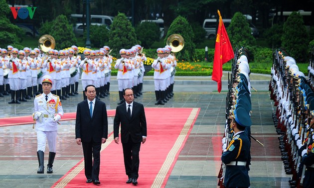 François Hollande à Hanoi
