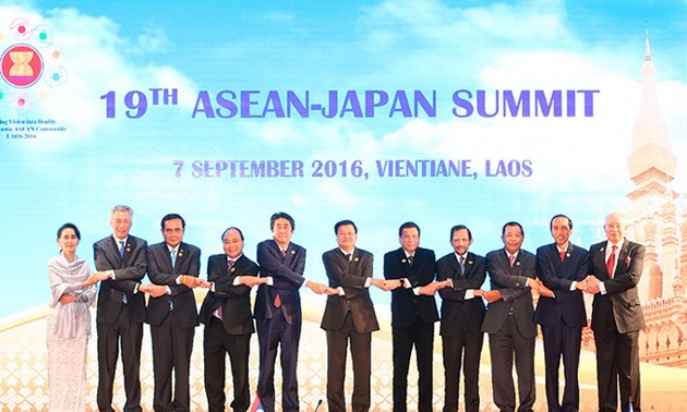 Le Vietnam a contribué activement aux succès des 28 et 29èmes sommets de l’ASEAN