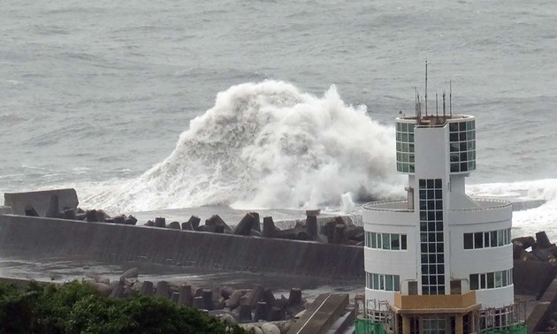 Typhon Malakas: deuxième typhon à toucher Taïwan 2 jours après Meranti