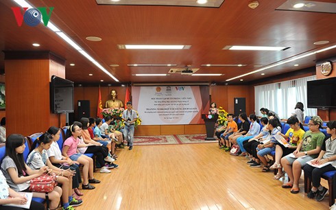 Une formation sur l’égalité des sexes à Hanoi, avec la VOV et l’UNESCO