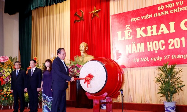 Truong Hoà Binh à l’ouverture des classes à l’académie nationale d’administration