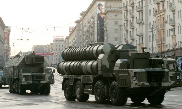 Moscou installe des missiles sol-air S-300 en Syrie