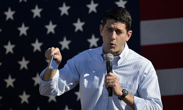 Le chef républicain du Congrès, Paul Ryan, «ne défendra pas» Donald Trump