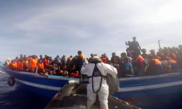 700 migrants sauvés en Méditerrannée