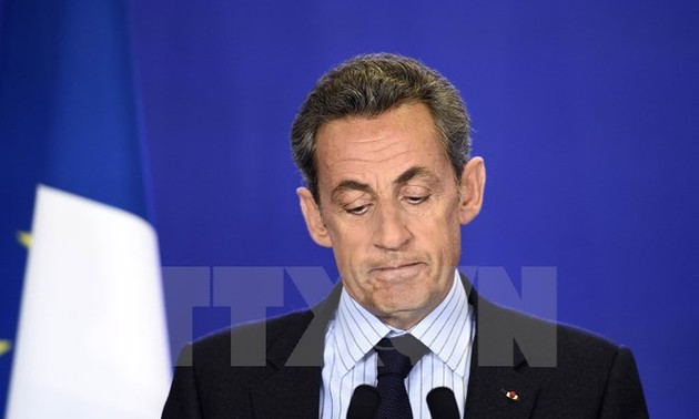 Eliminé dès le 1er tour, Nicolas Sarkozy prend sa retraite politique