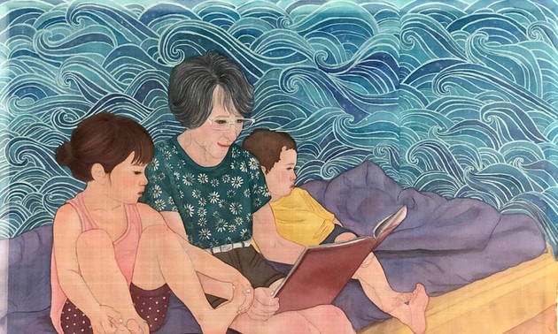 La beauté des lecteurs à travers des peintures sur soie de Nguyên Thi Thanh Luu