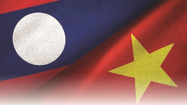 Vietnam-Laos: échange de messages de félicitation des dirigeants des deux pays