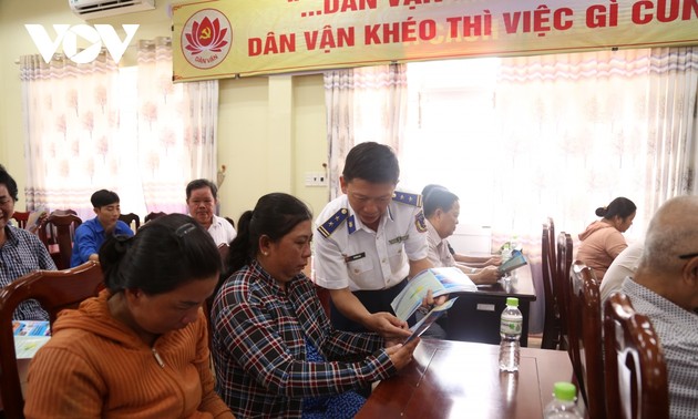 Coast Guard Region 4 Command increases IUU fishing prevention training in Kien Giang’s island commun