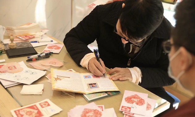 Valentine-themed stamp collection sends message of love