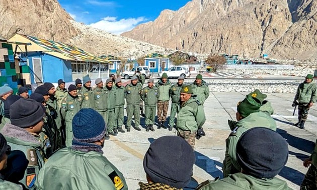 China reacts to India's deployment of more troops to border