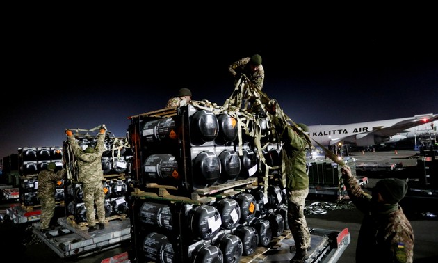 US announces 6 billion USD long-term military aid package for Ukraine