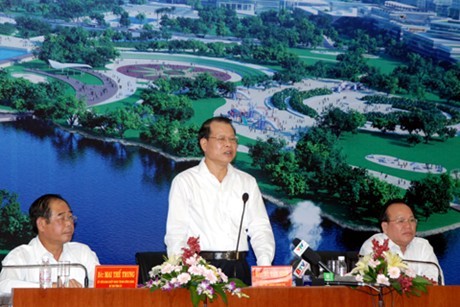 Pemerintah Vietnam selalu berjalan seperjalanan dengan badan usaha asing yang melakukan investasi di Vietnam