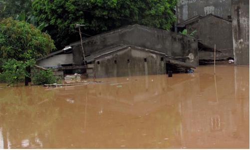Provinsi Dien Bien berfokus mengatasi akibat bencana banjir