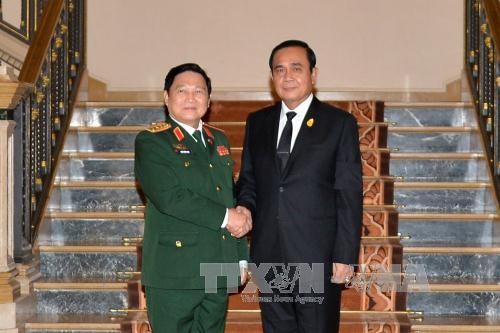Memperkuat kerjasama pertahanan untuk mendorong hubungan Kemitraan Strategis Vietnam-Thailand