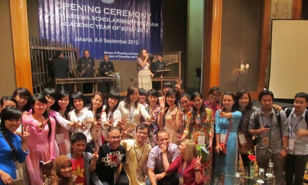 Darmasiswa: Satu peluang untuk mengalami pendidikan dan kebudayaan Indonesia