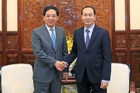 Presiden Tran Dai Quang menerima Duta Besar Tiongkok sehubungan dengan akhir masa baktinya