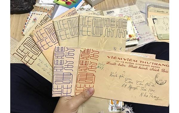 Pameran surat tulisan tangan dalam waktu 100 tahun ini, tempat mencari kembali memori dari banyak generasi