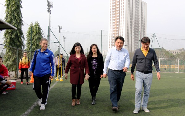 FIFA mengoperasikan proyek percobaan perkembangan sepak bola putri di Vietnam