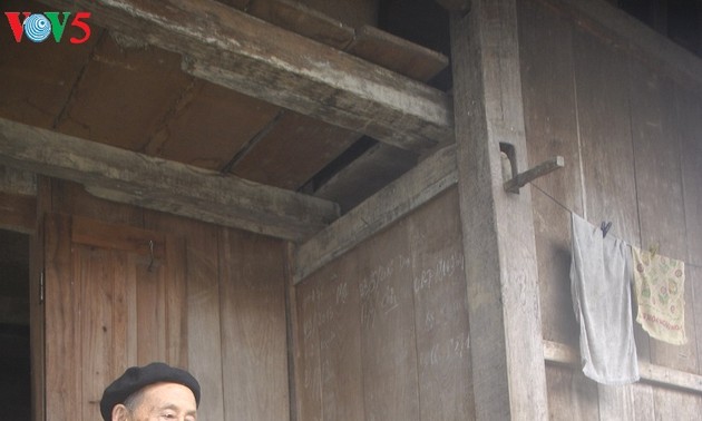 Ma Khai So, artisan seruling Khen etnis Mong