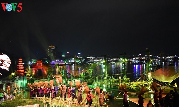 Kebudayaan Kota Hue naik terbang tinggi di Festival Hue 2018