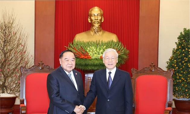 Sekjen, Presiden Nguyen Phu Trong menerima Deputi PM, Menhan Thailand, Prawit Wongsuwan