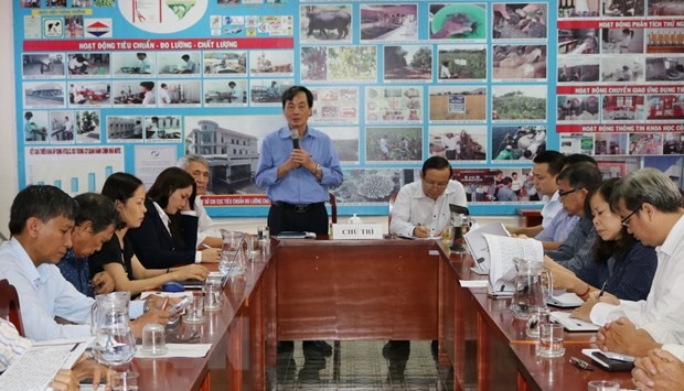 Simposium tentang solusi mengembangkan energi terbarukan di Provinsi Ninh Thuan