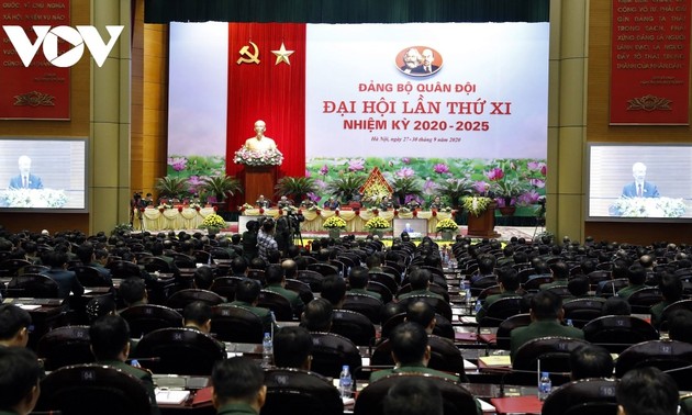 Sekjen, Presiden Negara Nguyen Phu Trong menunjukkan pembangunan Tentara yang reguler, elit dan selangkah demi selangkah menjadi modern